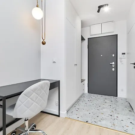 Luxurious Ksiecia Witolda By Renters *